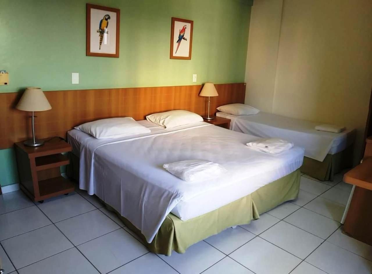 Golden Dolphin Roberto Imóveis Apartamento