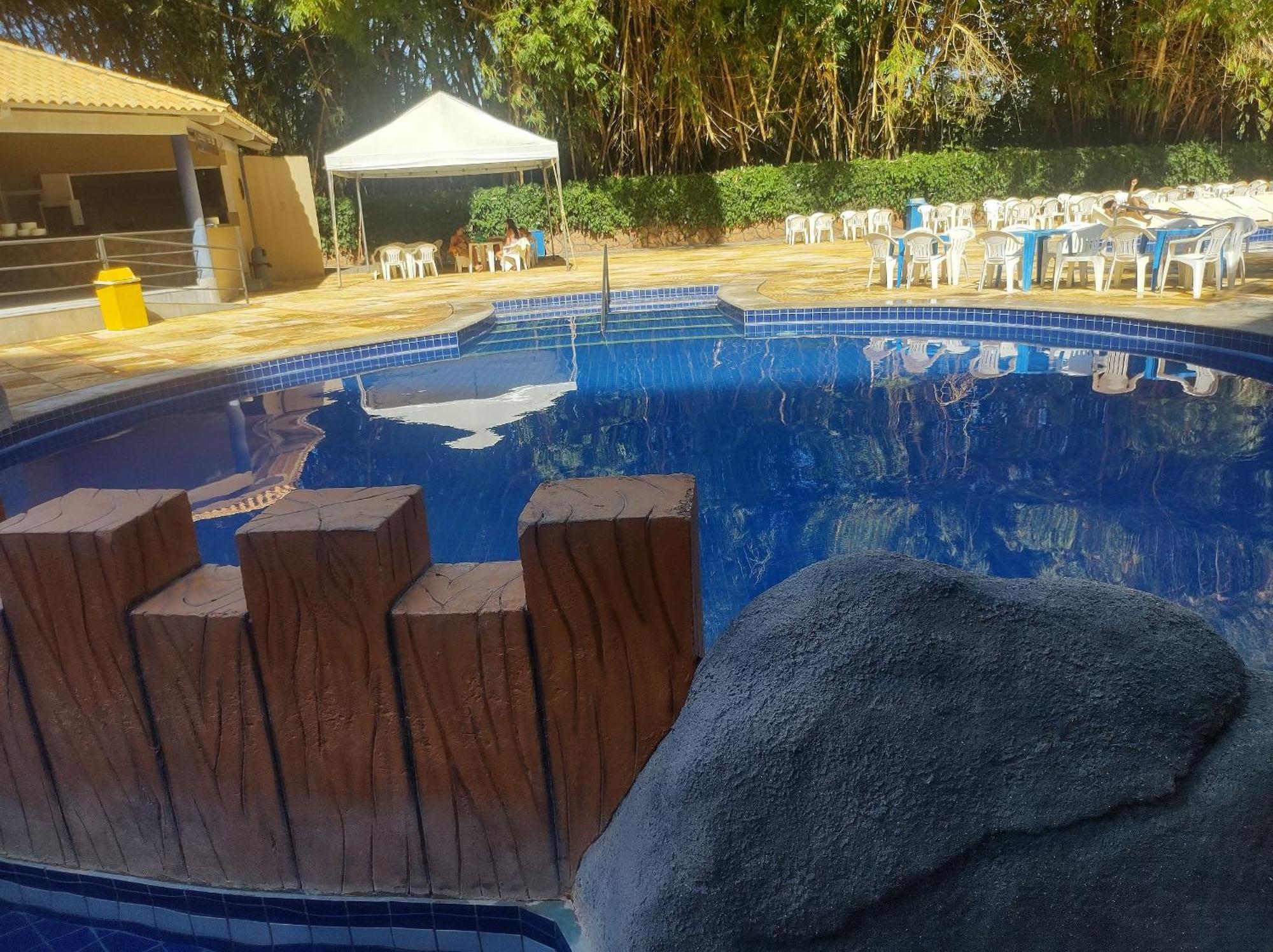 Apartamento Golden Dolphin Roberto Imóveis