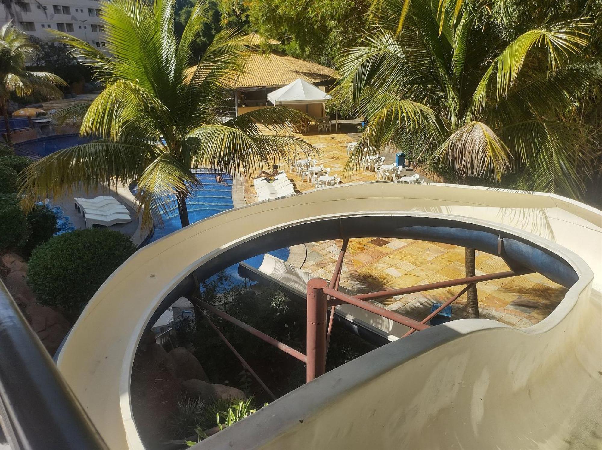 Apartamento Golden Dolphin Roberto Imóveis Caldas Novas