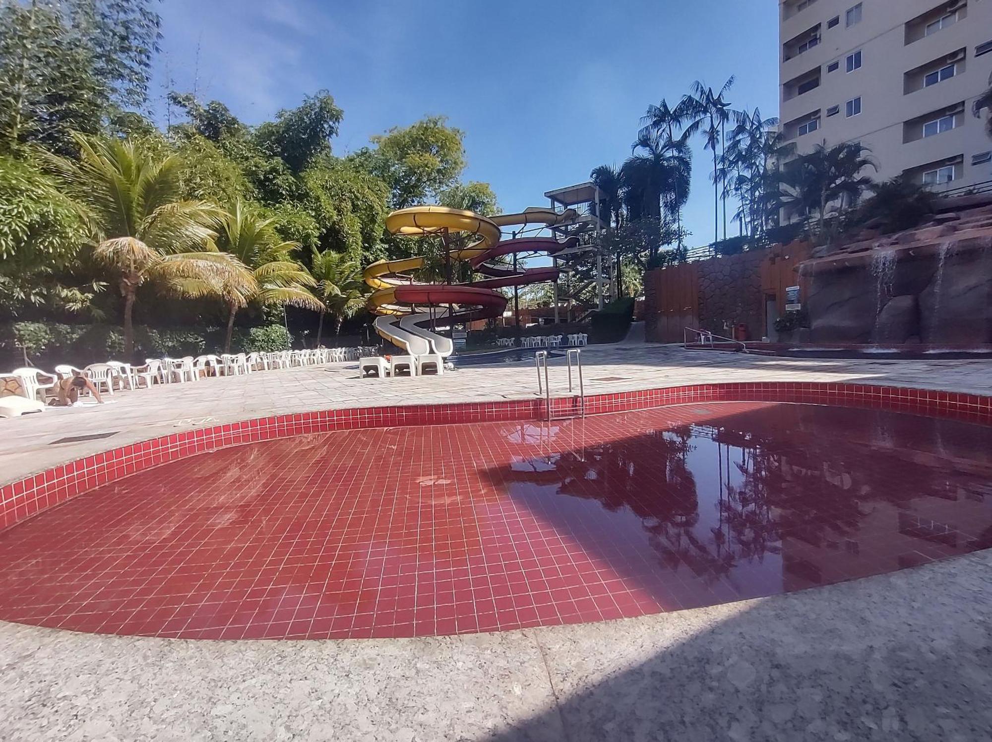 Golden Dolphin Roberto Imóveis Apartamento