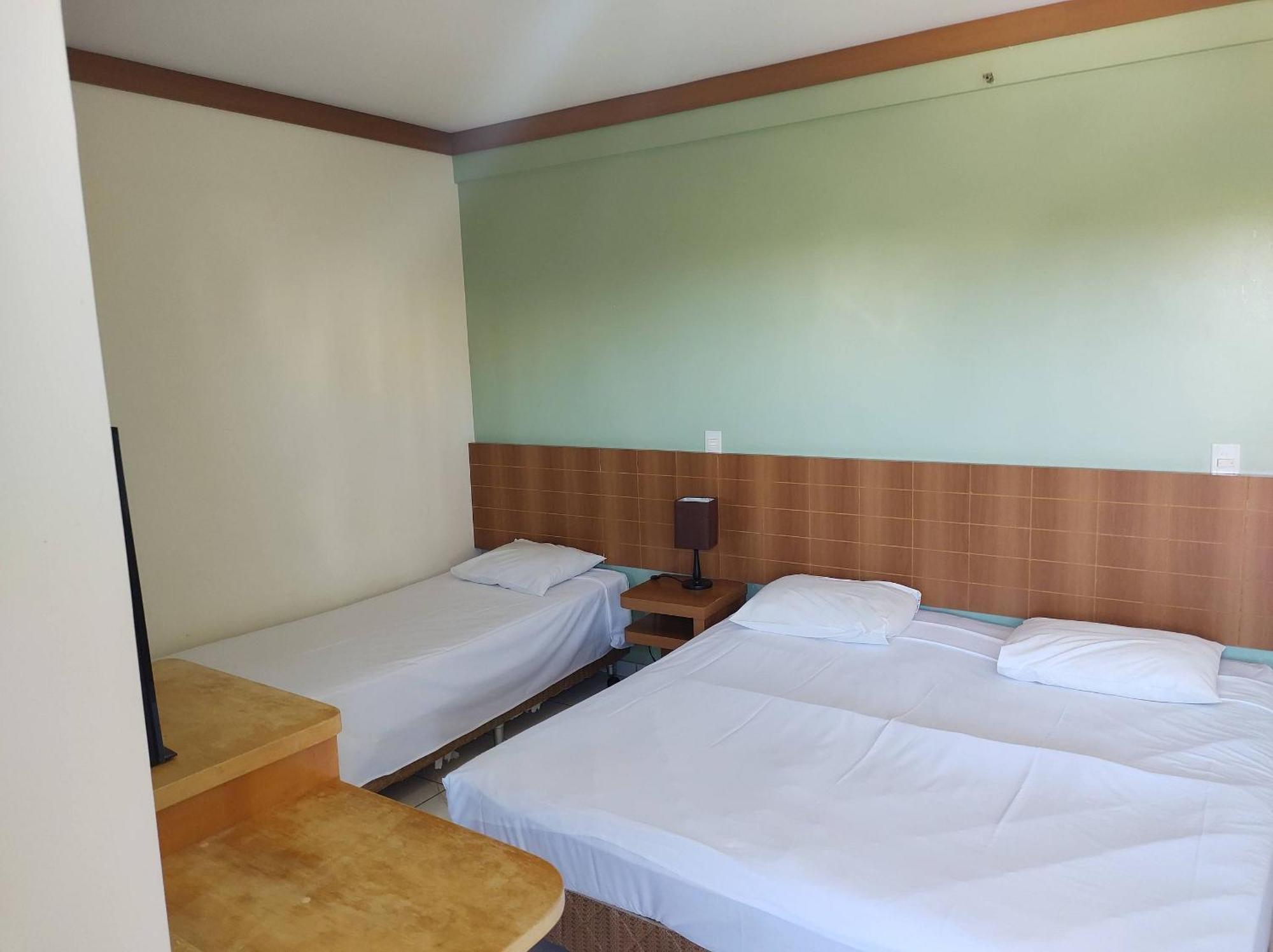 Apartamento Golden Dolphin Roberto Imóveis